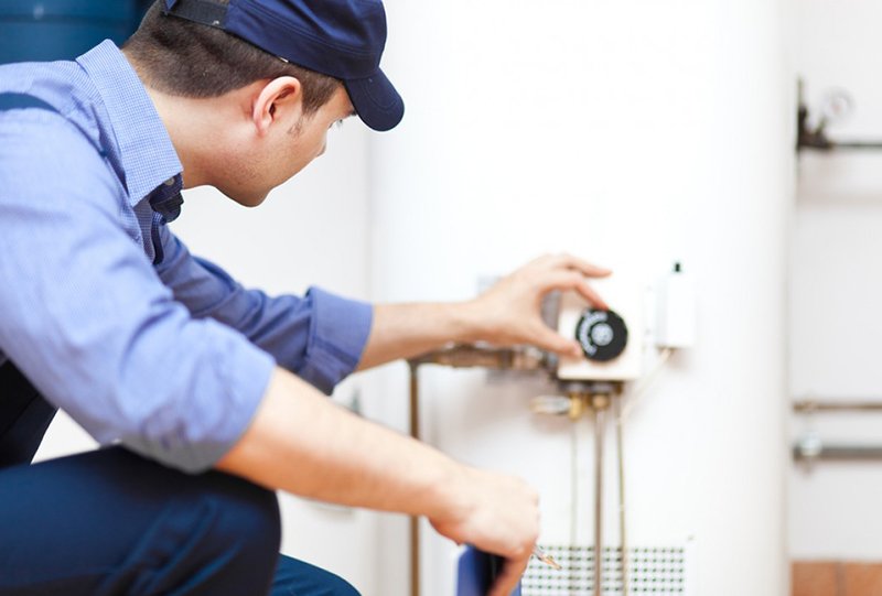 Как подключить водонагреватель в загородном доме: советы профессионалов
