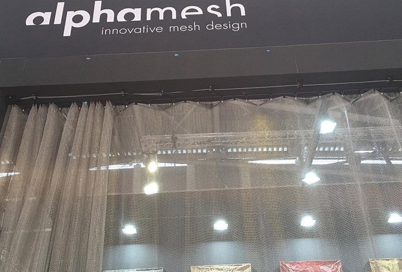 Идеальный дизайнерский материал – металлические сетки Alphamesh на BAU 2019