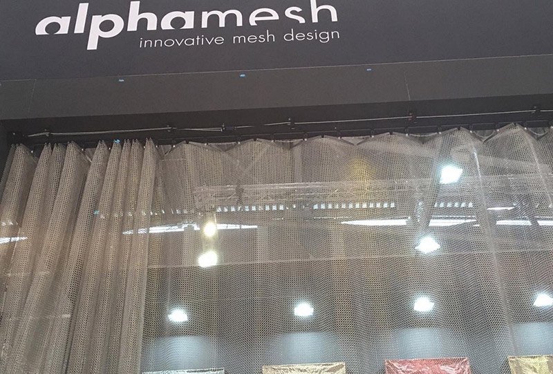 Идеальный дизайнерский материал – металлические сетки Alphamesh на BAU 2019 Идеальный дизайнерский материал – металлические сетки Alphamesh на BAU 2019