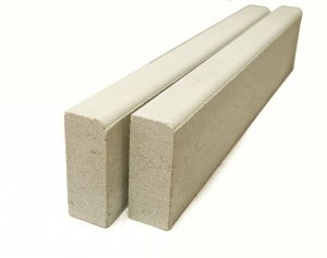 Бордюрный камень садовый Braer Standart БР100.20.8, белый, частичный прокрас 1000х80х200 мм – купить в Москве