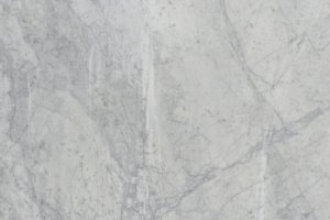 Натуральный камень мрамор полированный bianco carrara 600х300х20 мм – купить в Москве