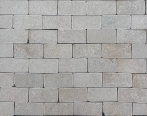 Мраморизованный известняк Arkas Crema Grey галтование 200х100х30 мм рядовая плитка – купить в Москве