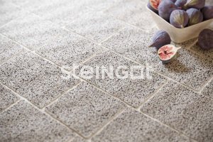 Тротуарная плитка Steingot Премиум Старый город bianco nero частичный прокрас 240/200/160х160х60 мм – купить в Москве