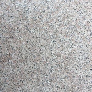 Натуральный камень Гранит Куртинский светлый термообработанный 600х300х20 мм коричневый рядовая плитка – купить в Москве