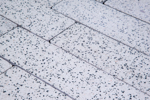 Тротуарная плитка Фабрика Готика Granite Плита Fino покостовский частичный прокрас 600х300х80 мм рис 1