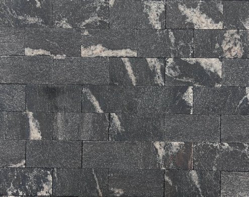 Брусчатка гранитная Гранатовый Амфиболит пиленая термообработанная 200х100х50 мм рис 1