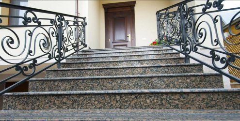 Натуральный камень гранит полированный baltic brown 600х300х18 мм рис 2