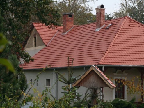 Цементно-песчаная черепица вальмовая Braas Ревива красный 400х300 мм рис 3