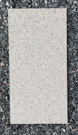 Натуральный камень Гранит Куртинский светлый полированный 600х300х20 мм коричневый рядовая плитка рис 2