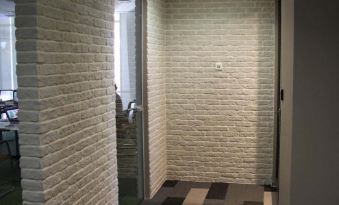 Искусственный камень плоский White Hills Дерри Брик 385-00 белый рис 4